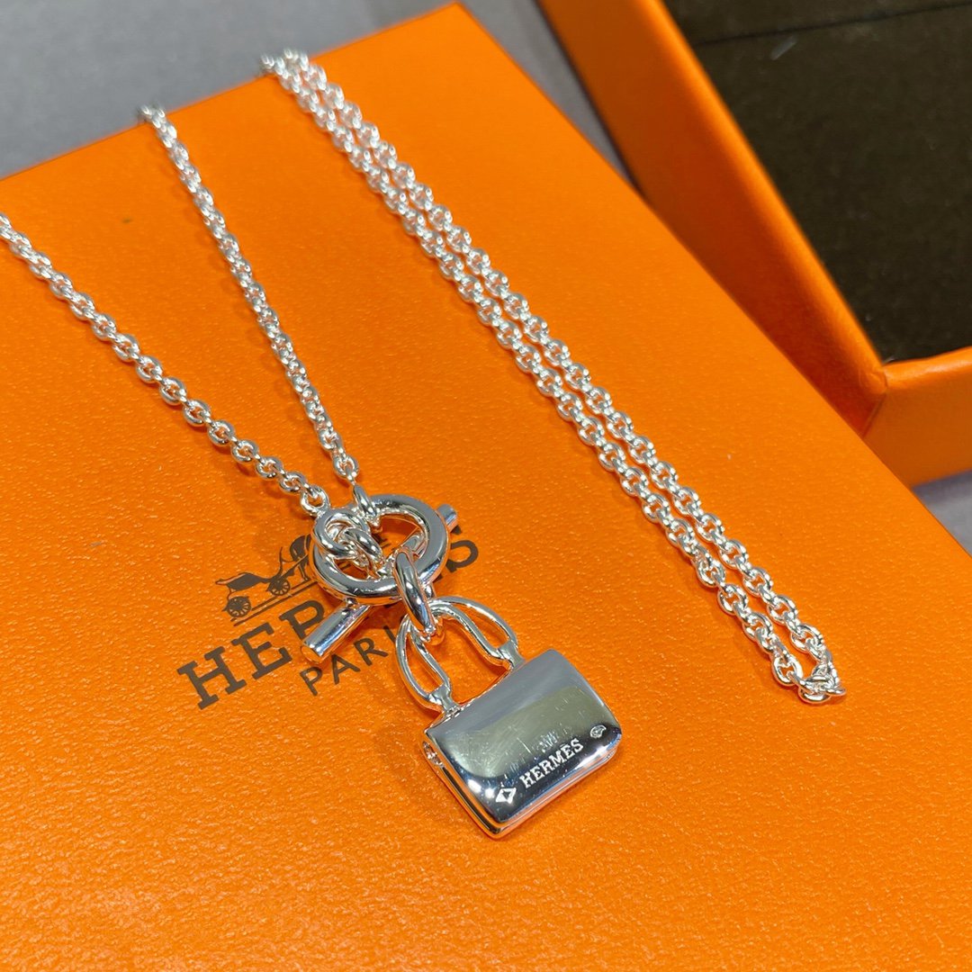 [⭐Mirelle]CONSTANCE PEDANT SILVER NECKLACE