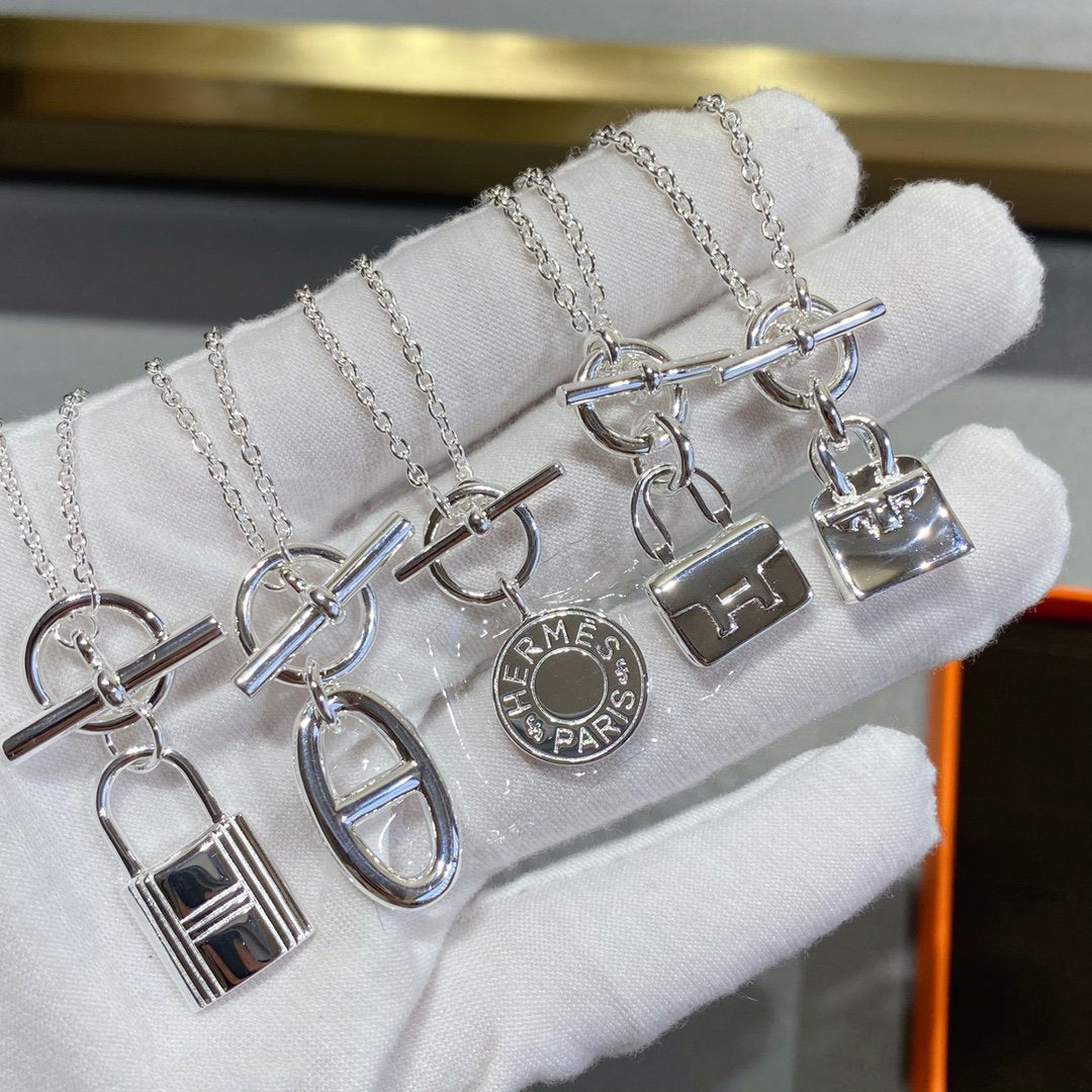 [⭐Mirelle]CONSTANCE PEDANT SILVER NECKLACE