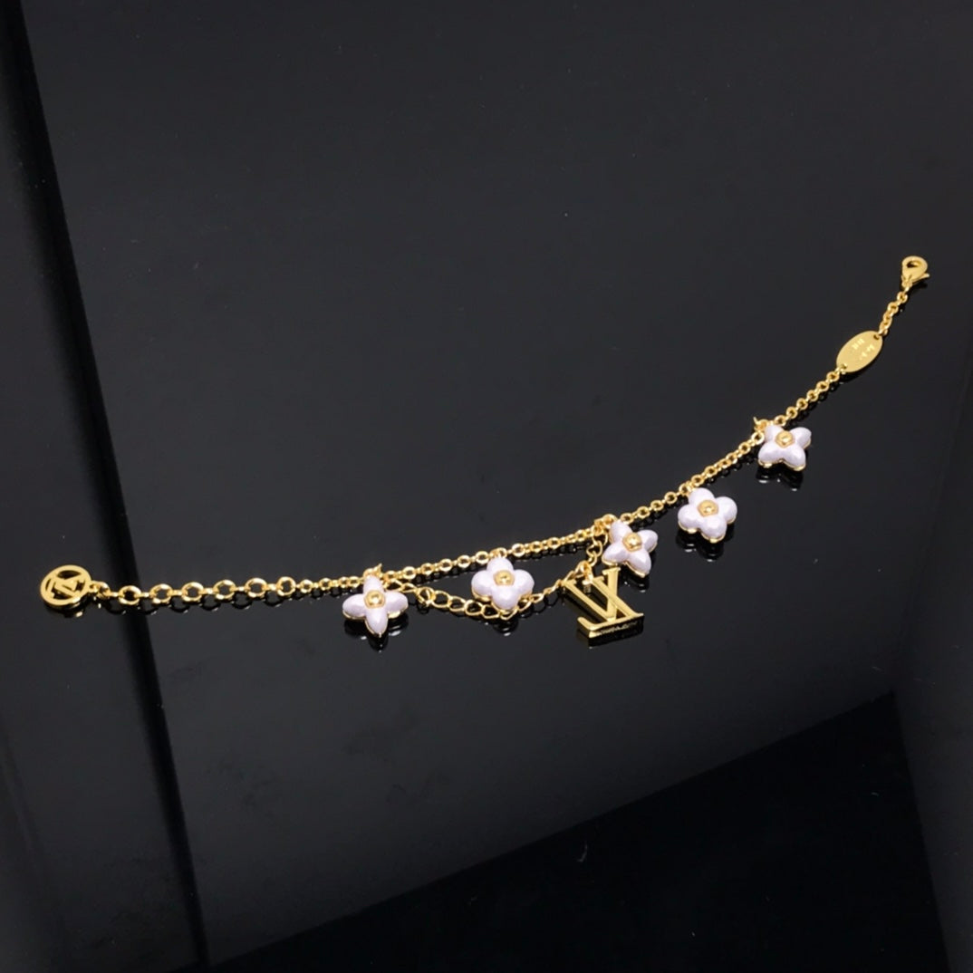 [⭐Mirelle]LOGO 6 MOTIF STAR AND SUN GOLD BRACELET