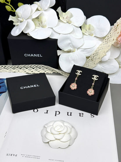[⭐Mirelle]26C Pink Camellia Enamel Pendant with Double C Earrings