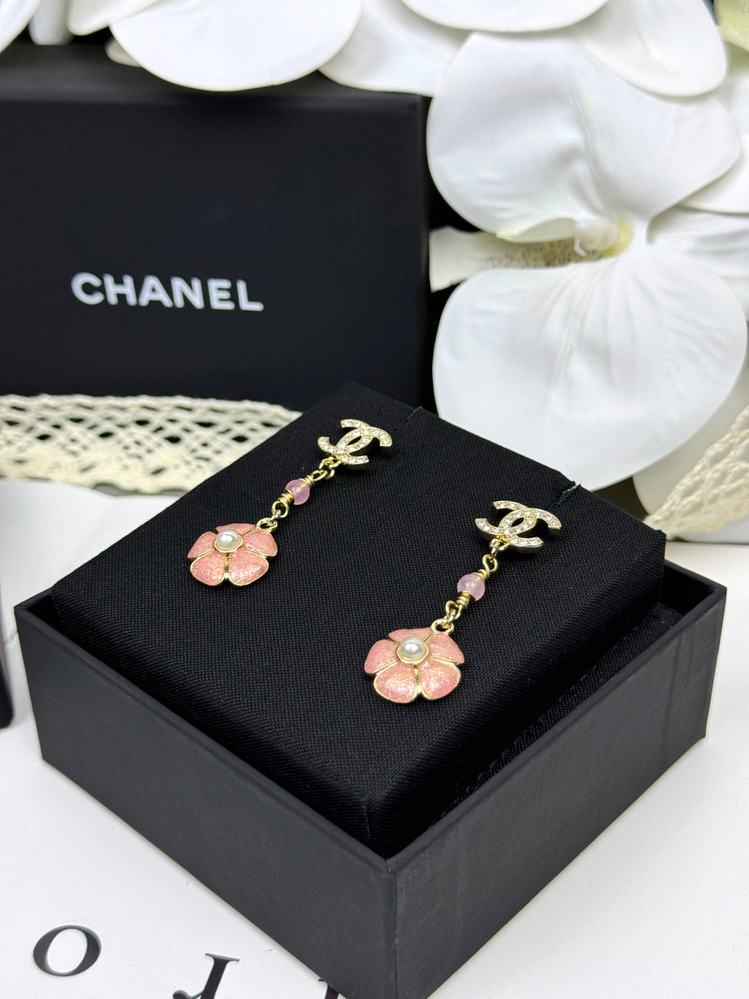 [⭐Mirelle]26C Pink Camellia Enamel Pendant with Double C Earrings