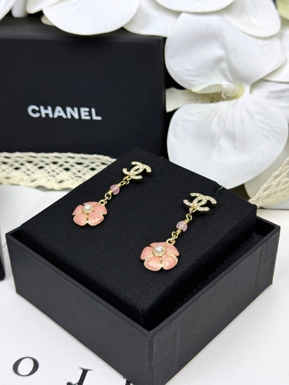 [⭐Mirelle]26C Pink Camellia Enamel Pendant with Double C Earrings
