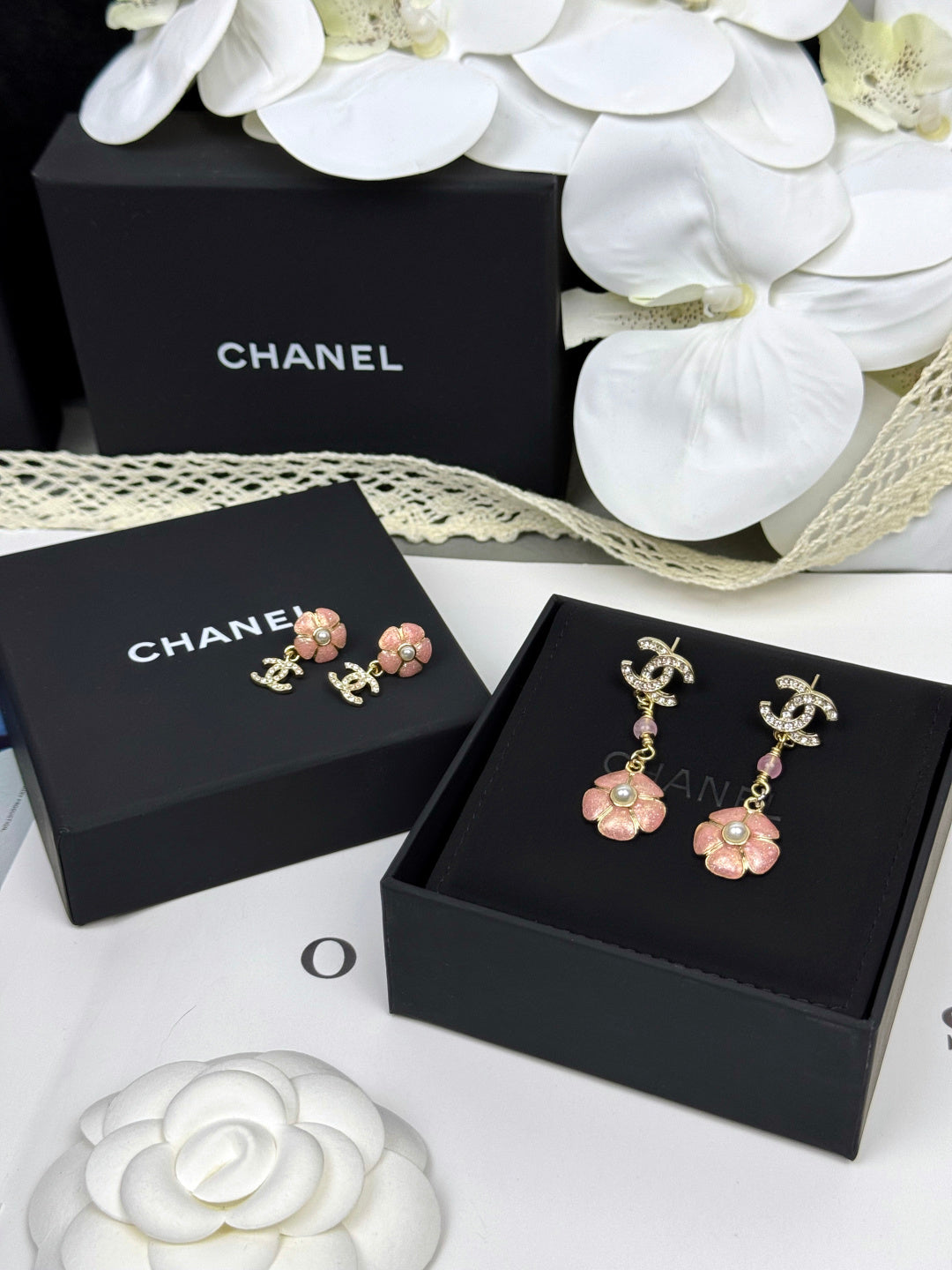 [⭐Mirelle]26C Pink Camellia Enamel Pendant with Double C Earrings