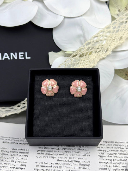 [⭐Mirelle]26C Pink Camellia Pearl Enamel Stud Earrings