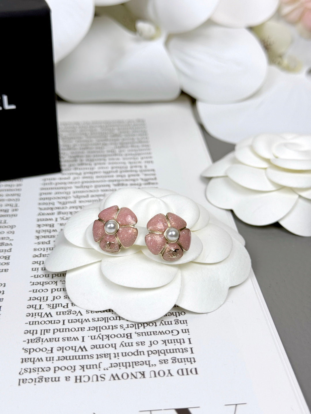 [⭐Mirelle]26C Pink Camellia Pearl Enamel Stud Earrings