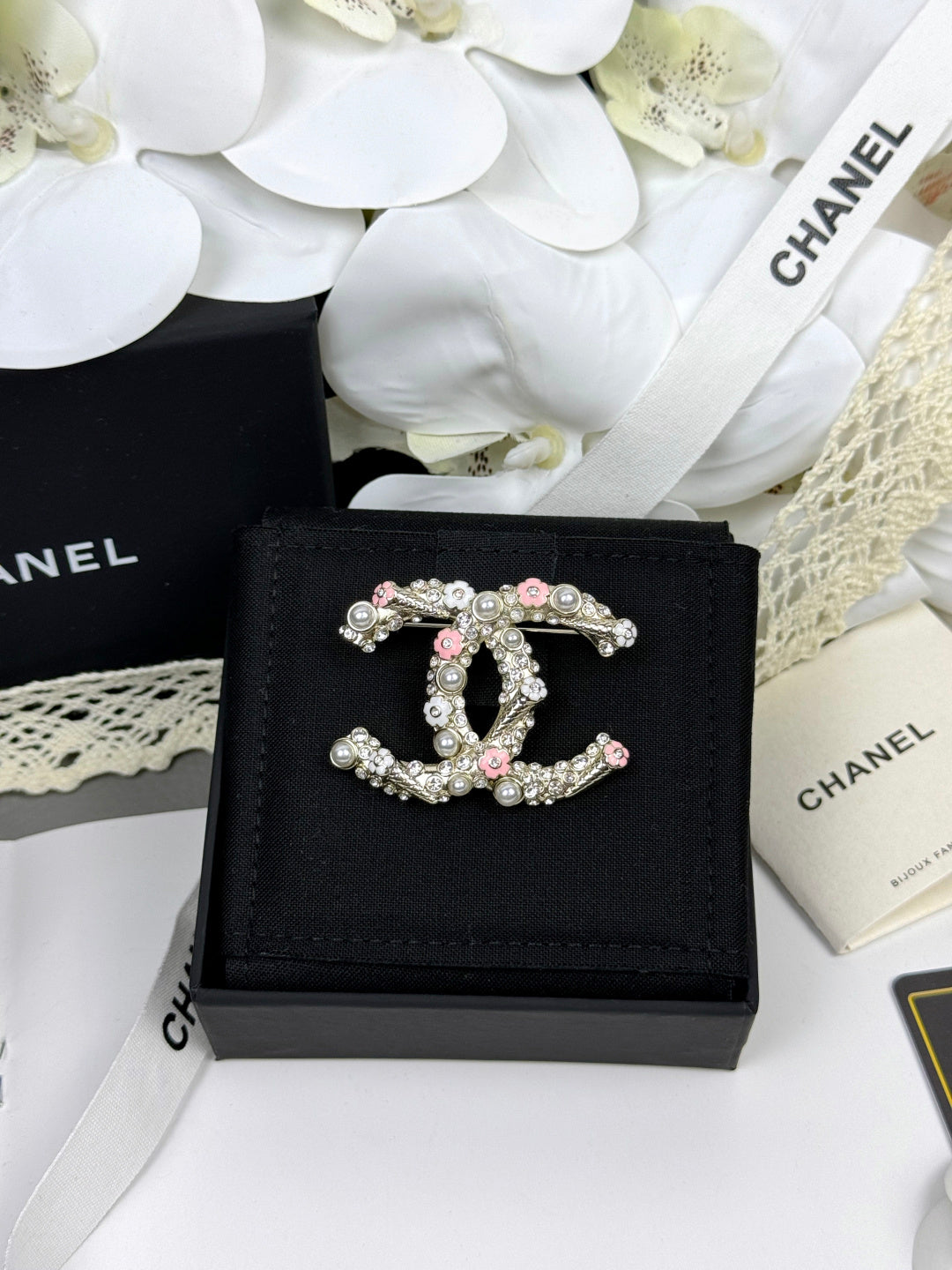 [⭐Mirelle]26C Pink-White Enamel Ice Cream Cone Double C Brooch