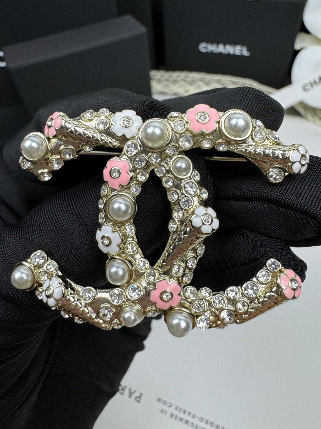 [⭐Mirelle]26C Pink-White Enamel Ice Cream Cone Double C Brooch