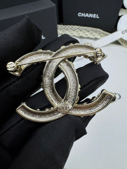 [⭐Mirelle]26C Pink-White Enamel Ice Cream Cone Double C Brooch