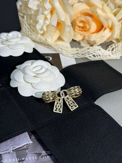 [⭐Mirelle]25K Hollow Bow Brooch