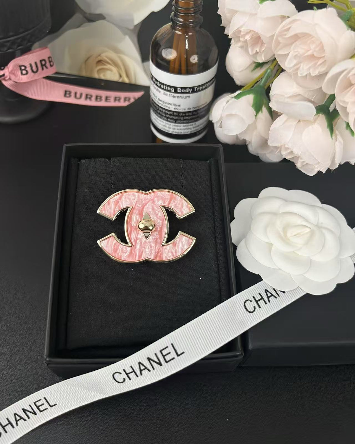 [⭐Mirelle]Pink Resin Classic Brooch 5cm