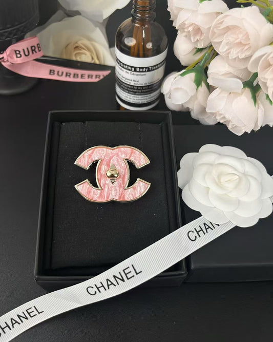 [⭐Mirelle]Pink Resin Classic Brooch 5cm
