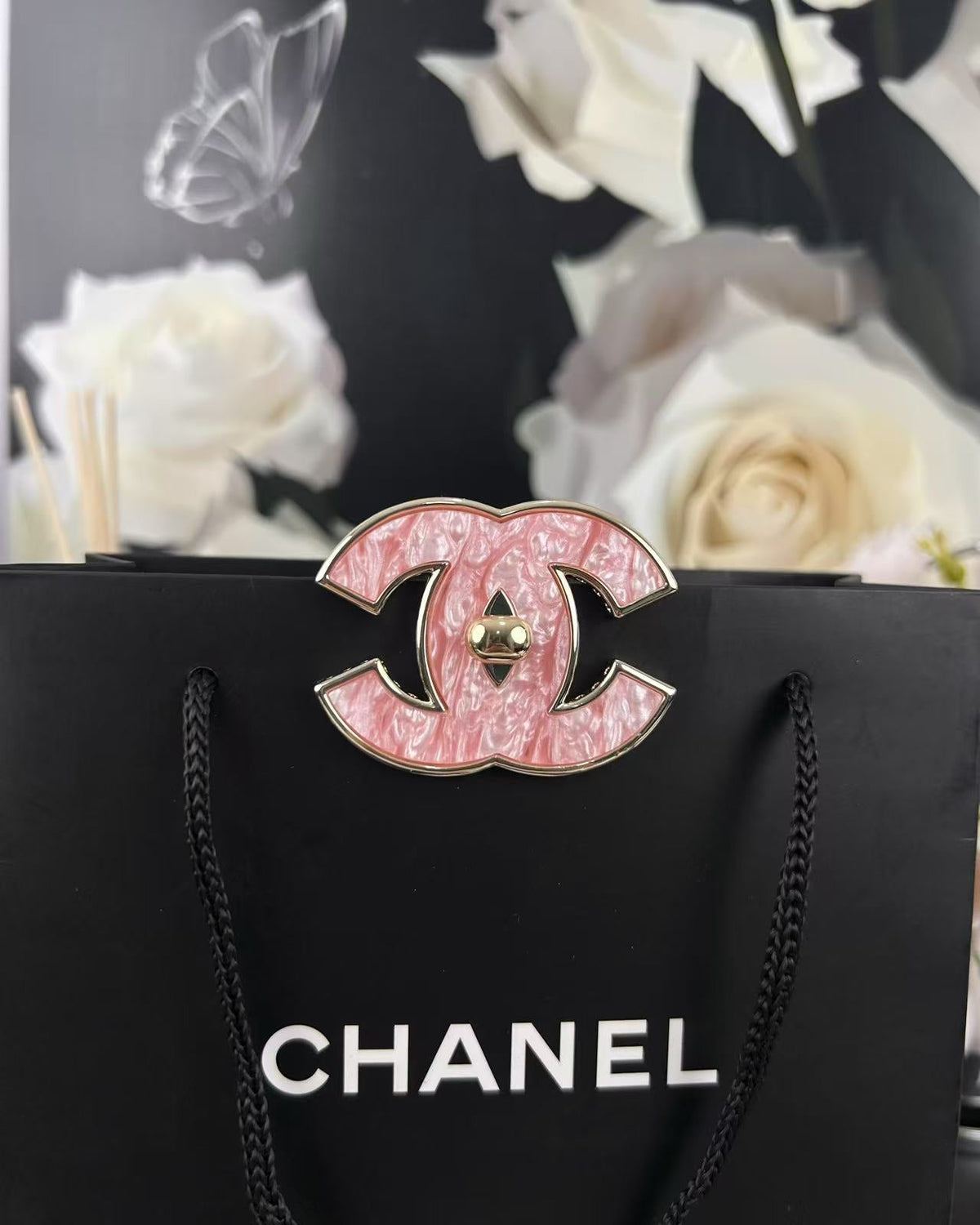 [⭐Mirelle]Pink Resin Classic Brooch 5cm