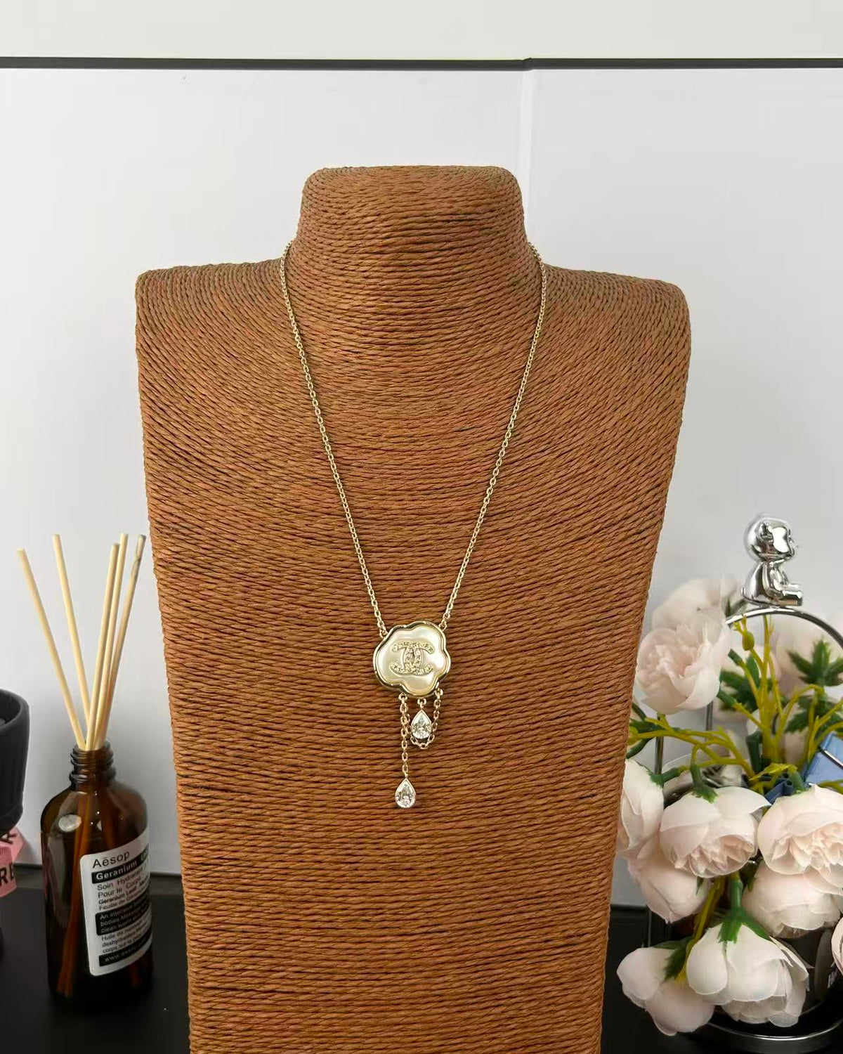 [⭐Mirelle]Cloud Pearl Mother-of-Pearl Diamond Chain Pendant Necklace
