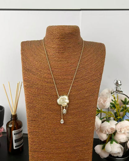 [⭐Mirelle]Cloud Pearl Mother-of-Pearl Diamond Chain Pendant Necklace