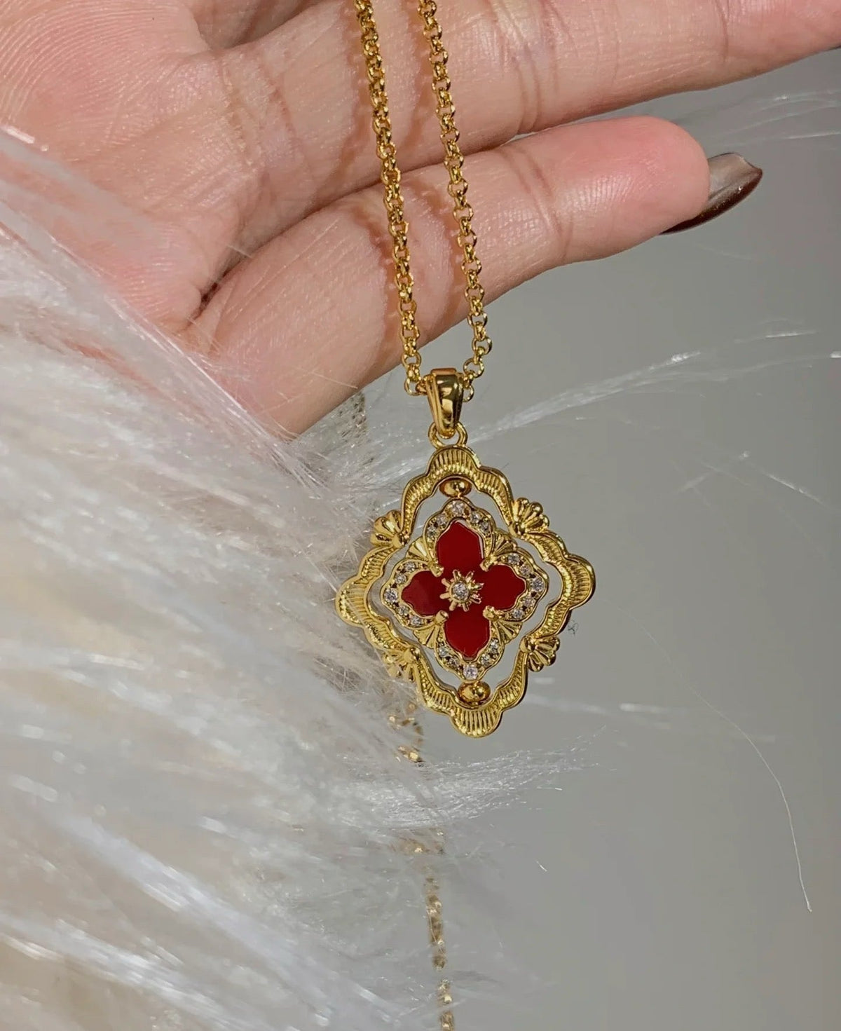 [⭐Mirelle] B.C.L ENAMEL ROTATING SINGLE-DIAMOND NECKLACE（Various colors）