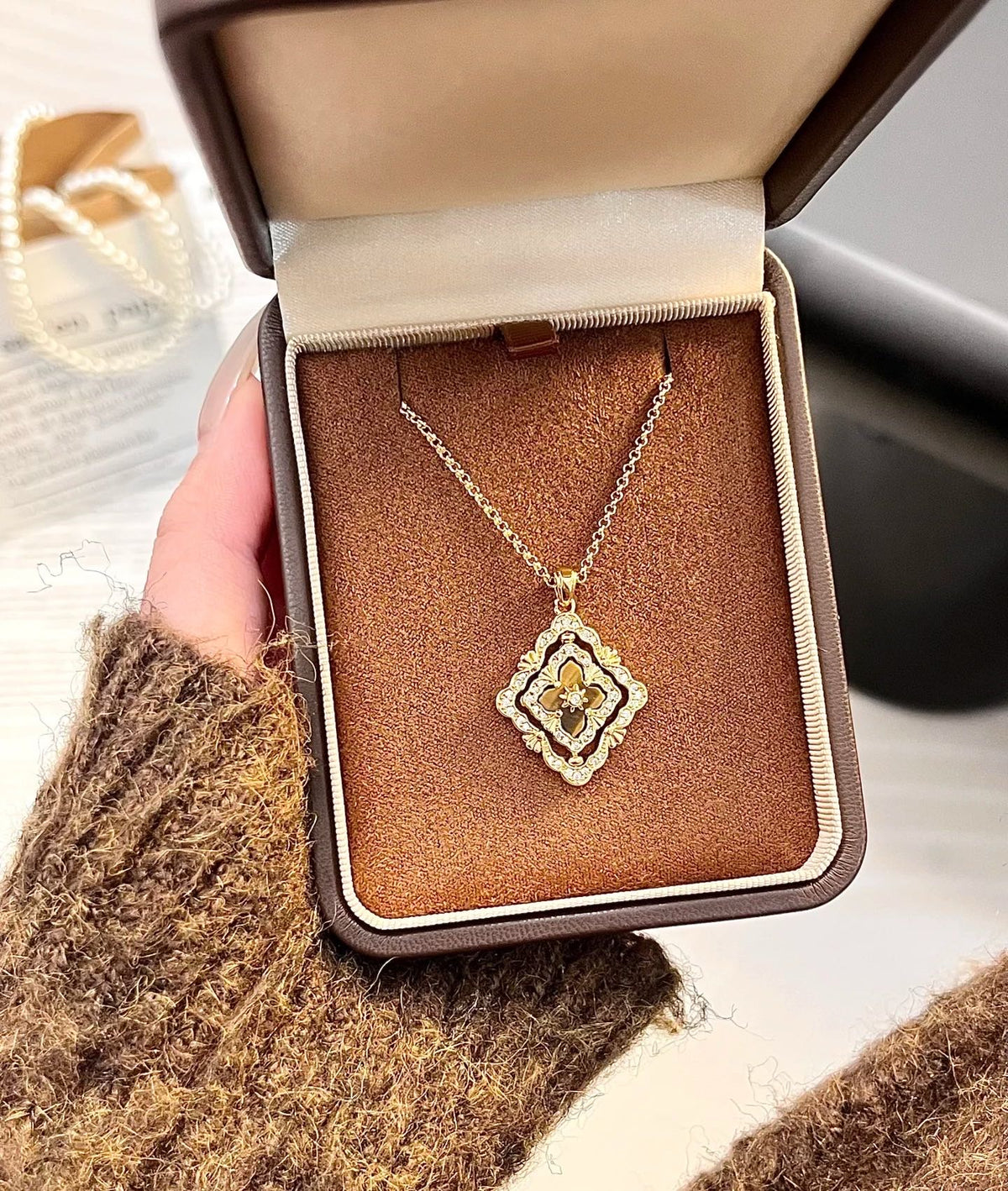 [⭐Mirelle] B.C.L ENAMEL ROTATING SINGLE-DIAMOND NECKLACE（Various colors）
