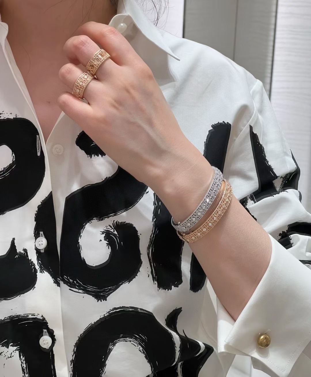 [⭐Mirelle]2026 WOVEN-PATTERN BRACELET SET WITH FULL DIAMOND INLAY THREE-COLORS