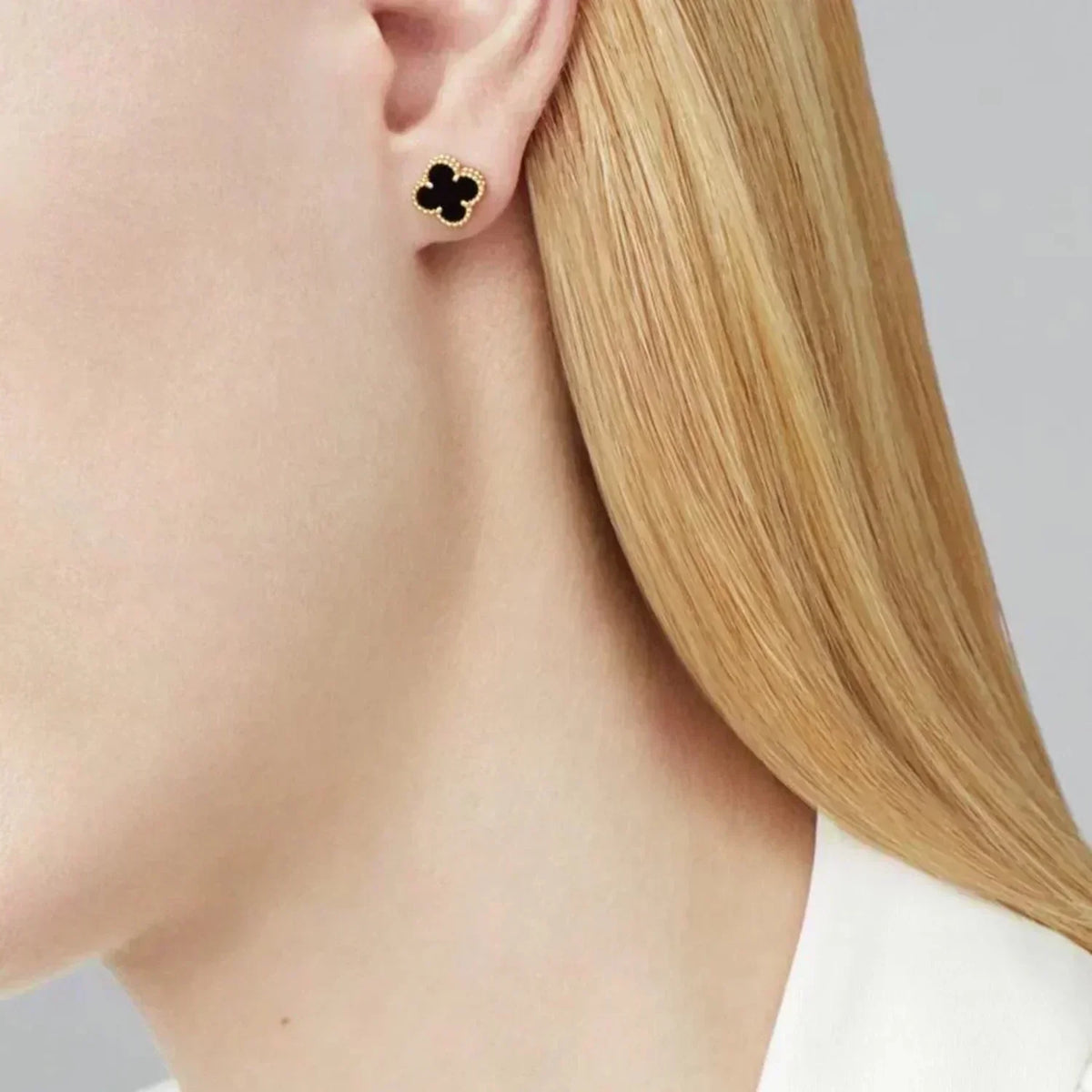 [⭐Mirelle]CLOVER MINI 9.5MM BLACK MOP EARRINGS