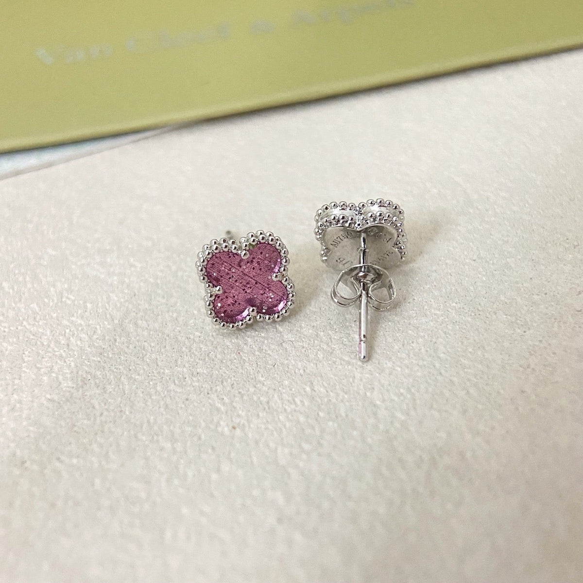 [⭐Mirelle]2026 NEW MINI CLOVER 1 MOTIF  BUBBLE PINK ENAMEL