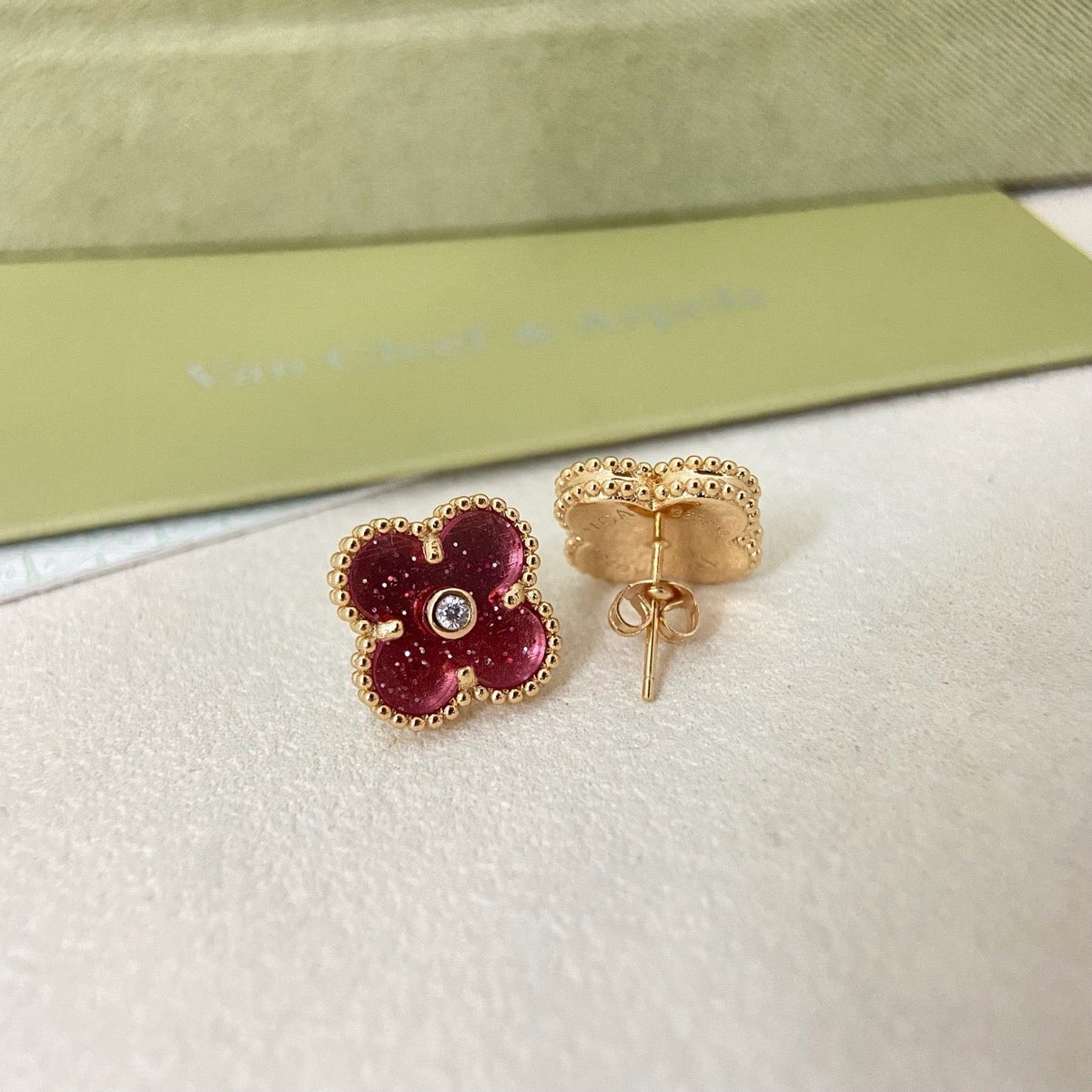 [⭐Mirelle]2026 NEW  CLOVER 1 MOTIFPINK ENAMEL STUD EARRINGS WITH DIAMONDS