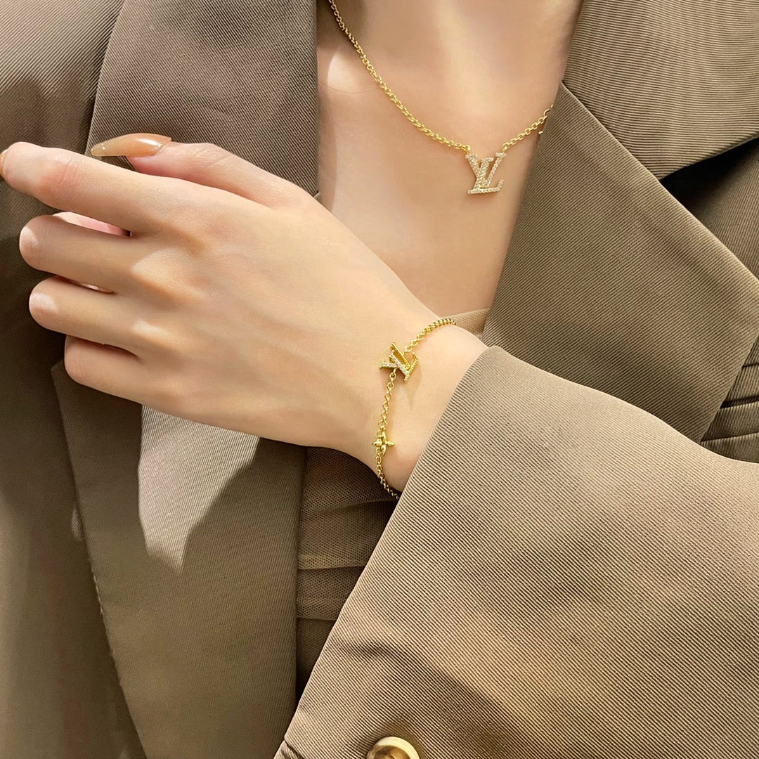 [⭐Mirelle]LOGO STAR MOTIF GOLD BRACELET
