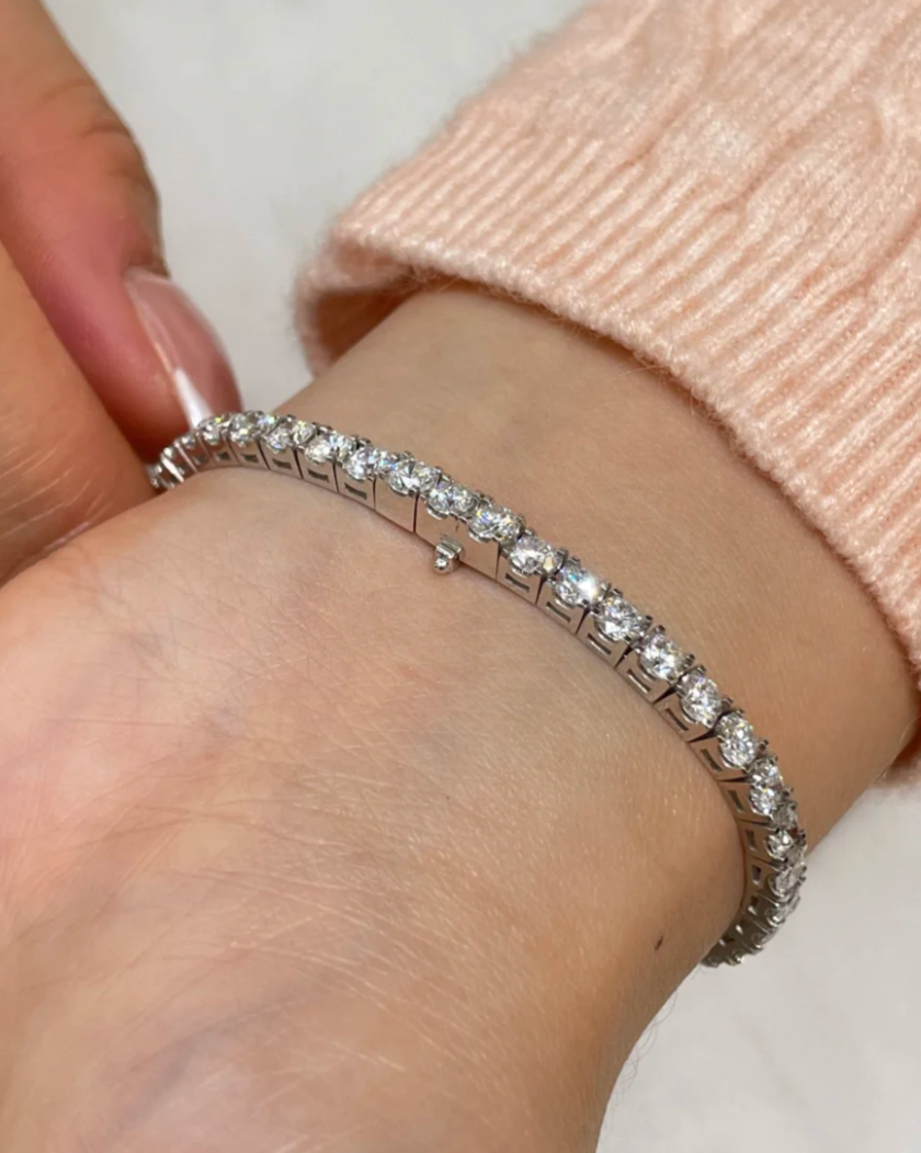 [⭐Mirelle]  CLASSIC BASEBALL BRACELAT, 52 DIAMOND