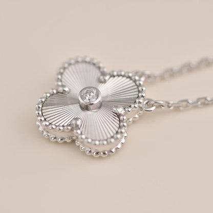 [⭐Mirelle]CLOVER  15MM DIAMOND LASER NECKLACE SILVER