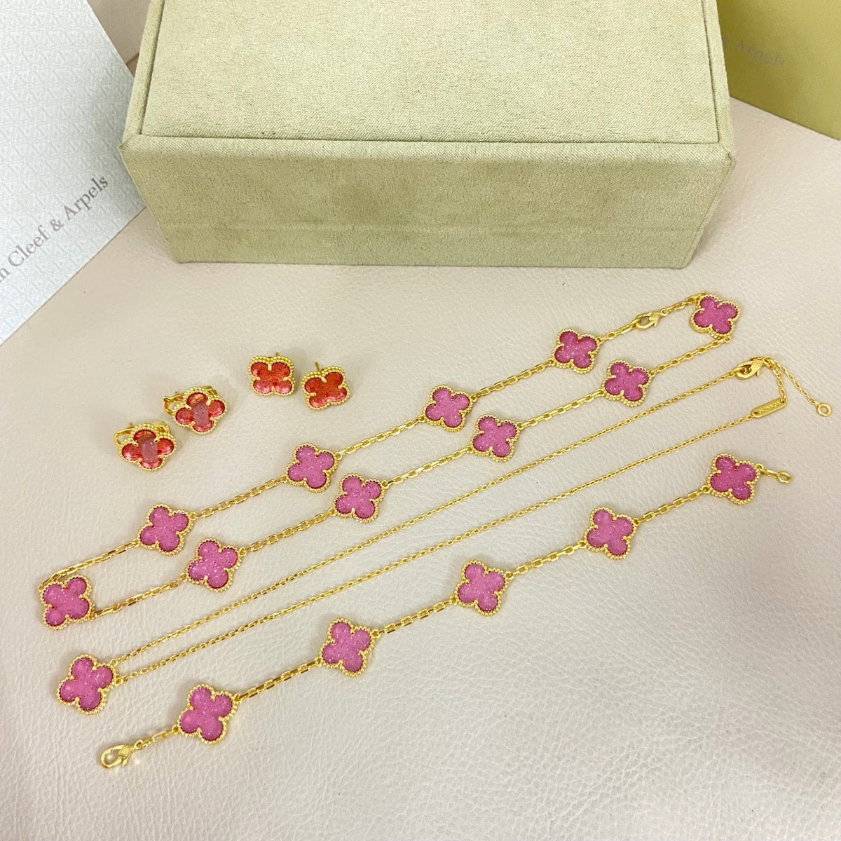 [⭐Mirelle]CLOVER 10 MOTIFS  NEW BUBBLE PINK ENAMEL