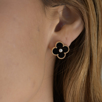 [⭐Mirelle]CLOVER MEDIUM 1 MOTIFS ONYX DIAMOND EARRINGS