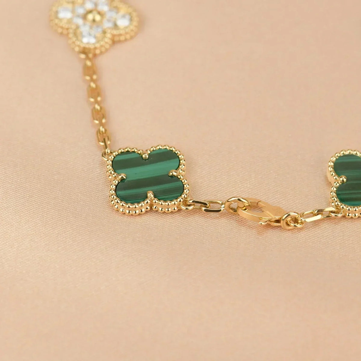 [⭐Mirelle] CLOVER 5 MOTIF MALACHITE BRACELET COLLECTION