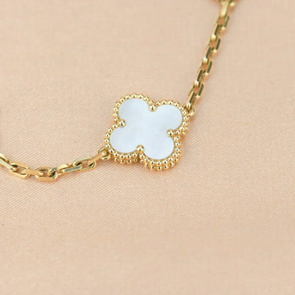 [⭐Mirelle]CLOVER WHITE PEARL MOP 5 MOTIF BRACELET COLLECTION