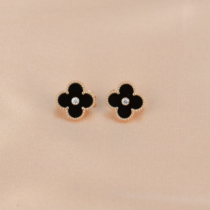 [⭐Mirelle]CLOVER MEDIUM 1 MOTIFS ONYX DIAMOND EARRINGS