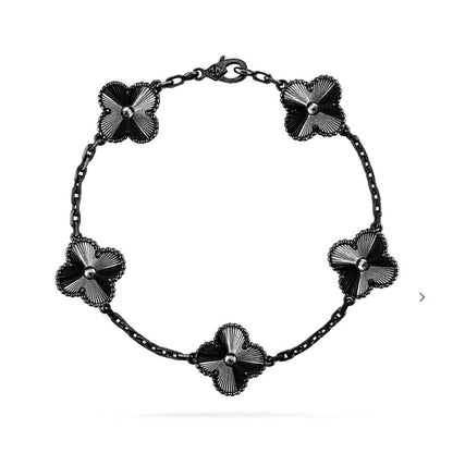 [⭐Mirelle]CLOVER 5 MOTIF BLACK BRACELET