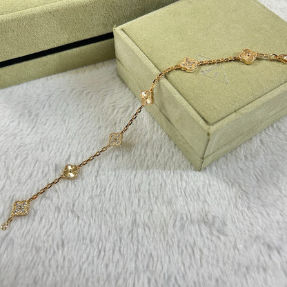 [⭐Mirelle]CLOVER 6 MOTIF DIAMOND LASER BRACELET