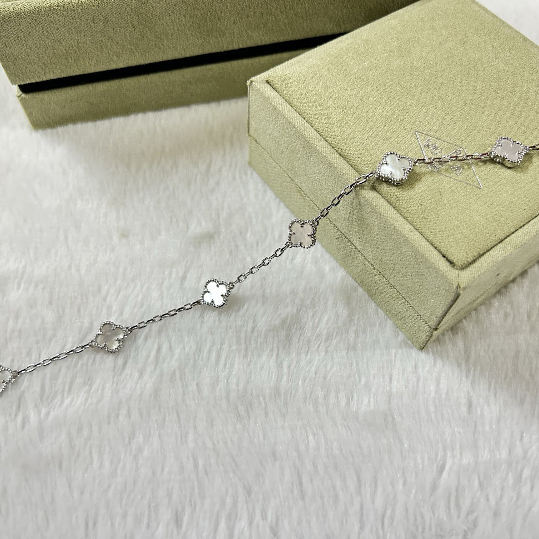 [⭐Mirelle]CLOVER 6 MOTIF WHITE MOP BRACELET
