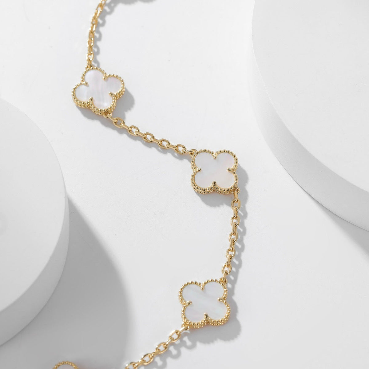[⭐Mirelle]CLOVER 10 MOTIFS WHITE MOTHER OF PEARL NECKLACE