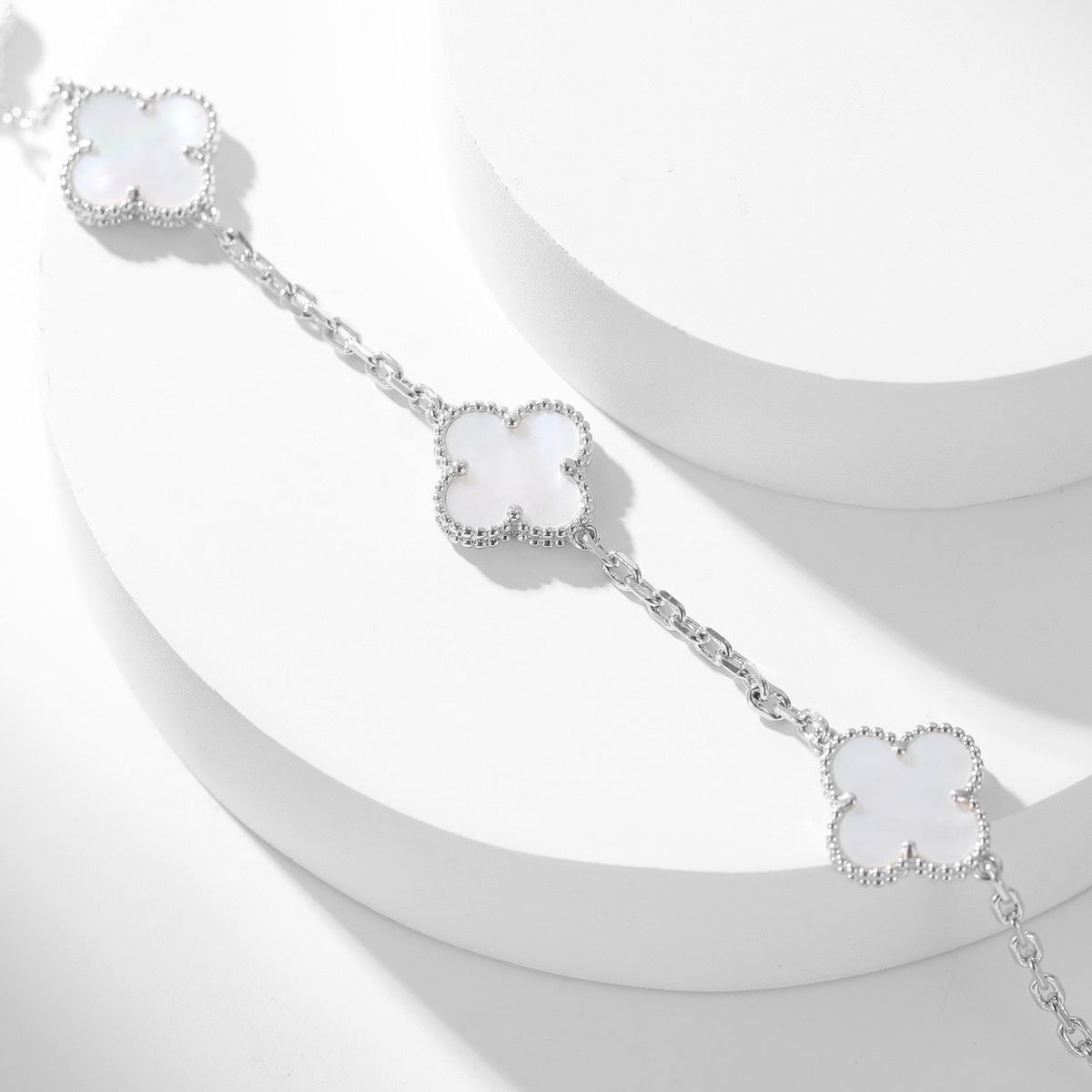 [⭐Mirelle]CLOVER 10 MOTIFS WHITE MOTHER OF PEARL NECKLACE