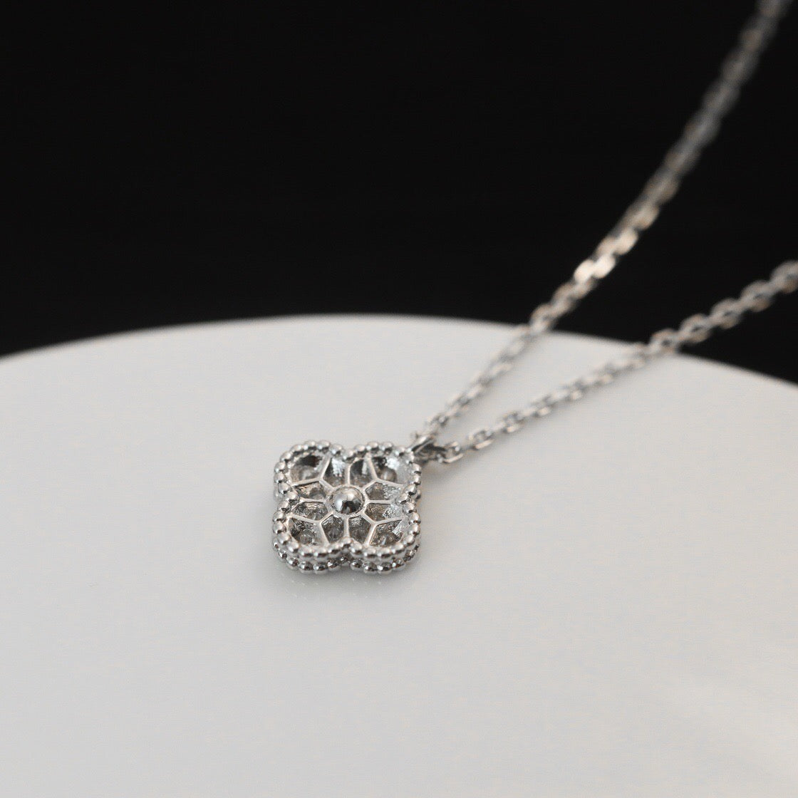 [⭐Mirelle]CLOVER MINI 9.5MM PENDANT DIAMOND NECKLACE