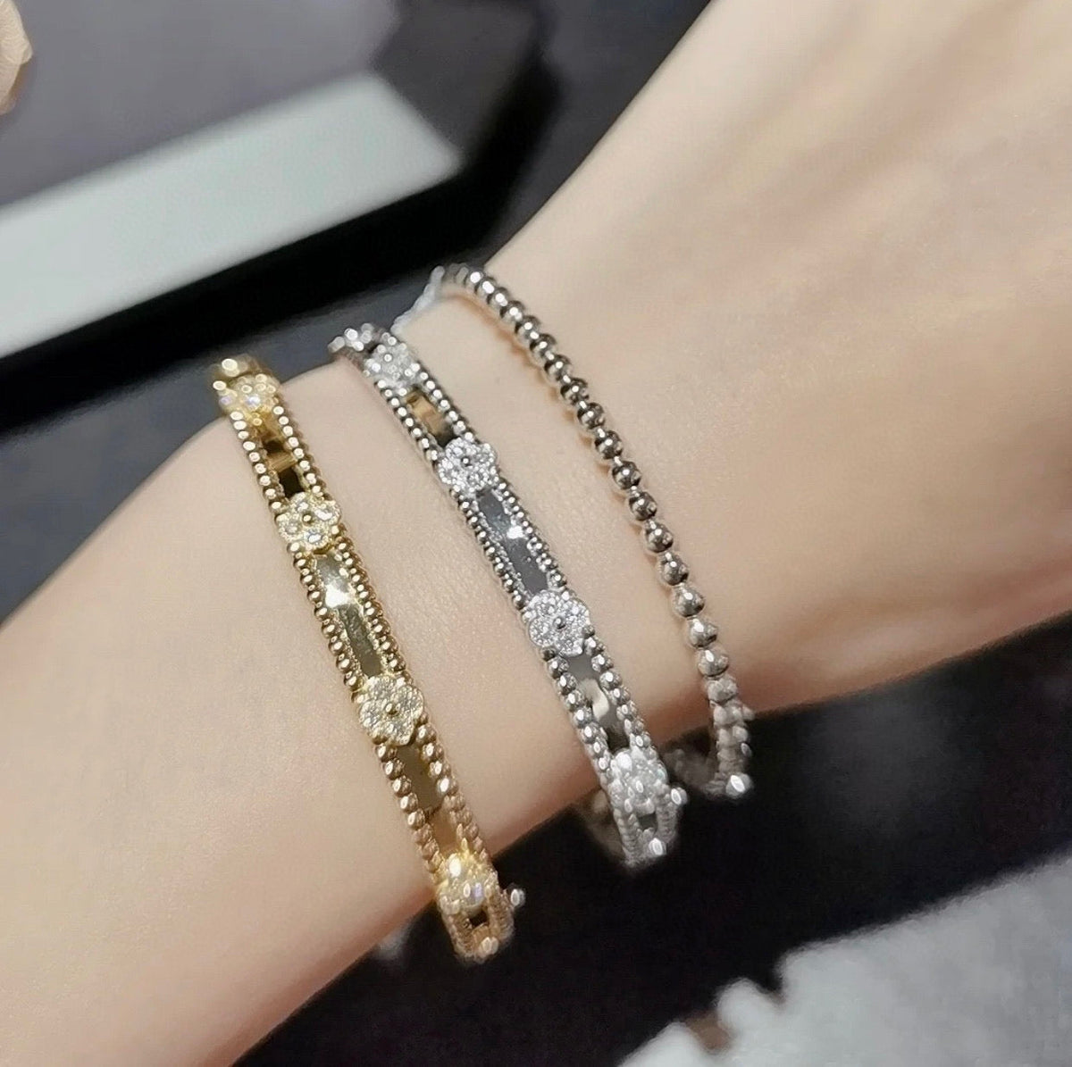 [⭐Mirelle]CLOVER BRACELET 4MM DIAMONDS
