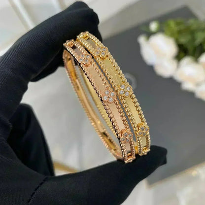 [⭐Mirelle]CLOVER BRACELET 4MM DIAMONDS