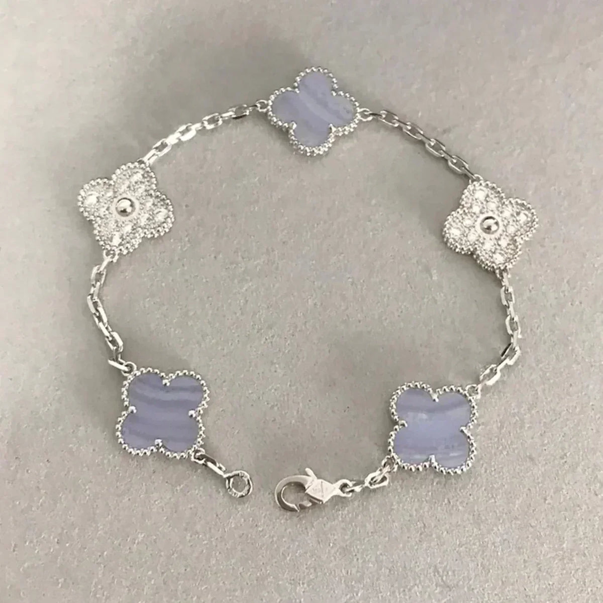 [⭐Mirelle] CLOVER 5 MOTIF PURPLE CHALCEDONY BRACELET COLLECTION