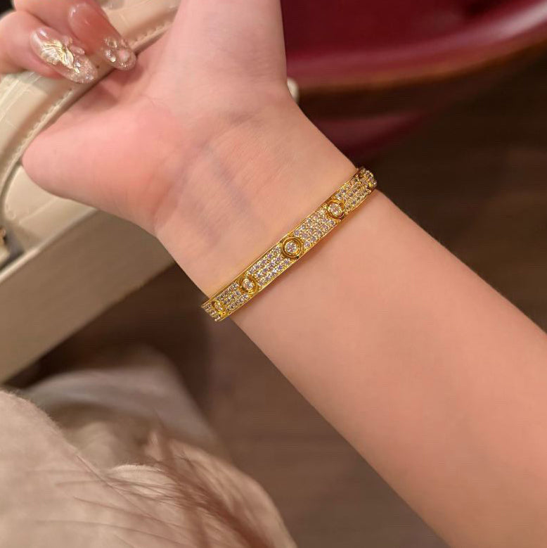 [⭐Mirelle]LOVE BRACELET 6.1MM DIAMOND-PAVED 10 BIG DIAMONDS