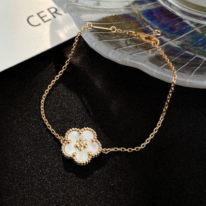 [⭐Mirelle]LUCKY WHITE MOP PLUM BLOSSOM  BRACELET