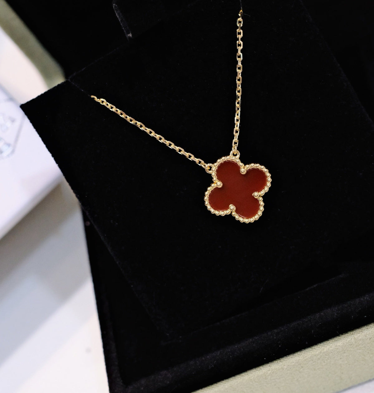 [⭐Mirelle]CLOVER 15MM CARNELIAN SINGLE FLOWER NECKLACE