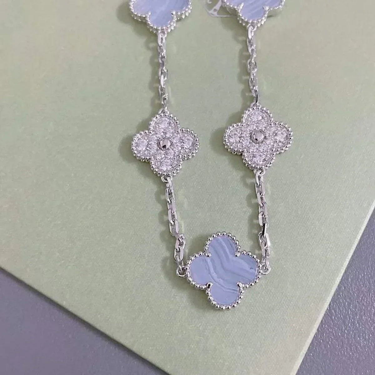 [⭐Mirelle] CLOVER 5 MOTIF PURPLE CHALCEDONY BRACELET COLLECTION