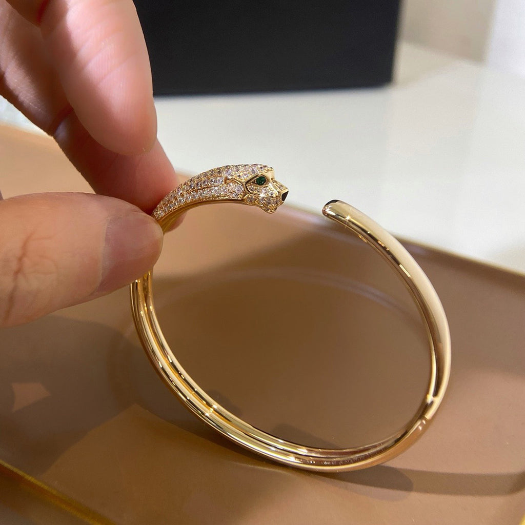 [⭐Mirelle]PANTHERE HALF DIAMOND OPEN BRACELET