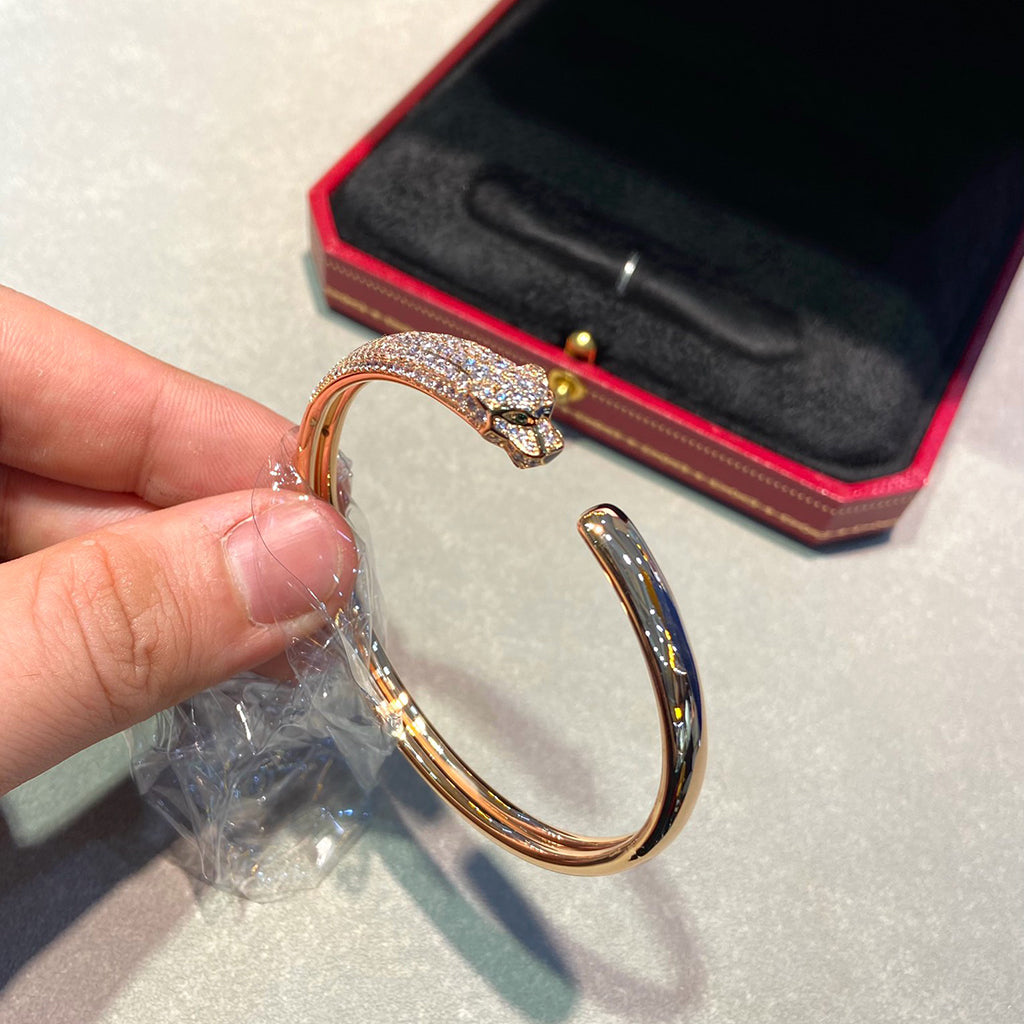 [⭐Mirelle]PANTHERE HALF DIAMOND OPEN BRACELET