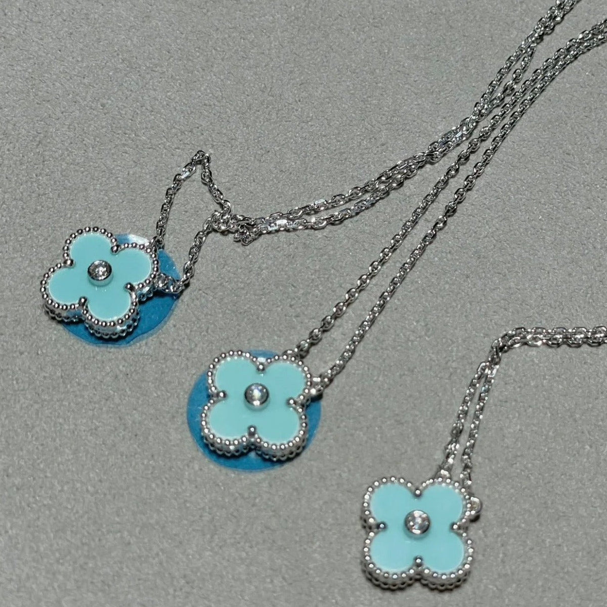 [⭐Mirelle]CLOVER 1 DIAMOND LIGHT BLUE SILVER NECKLACE
