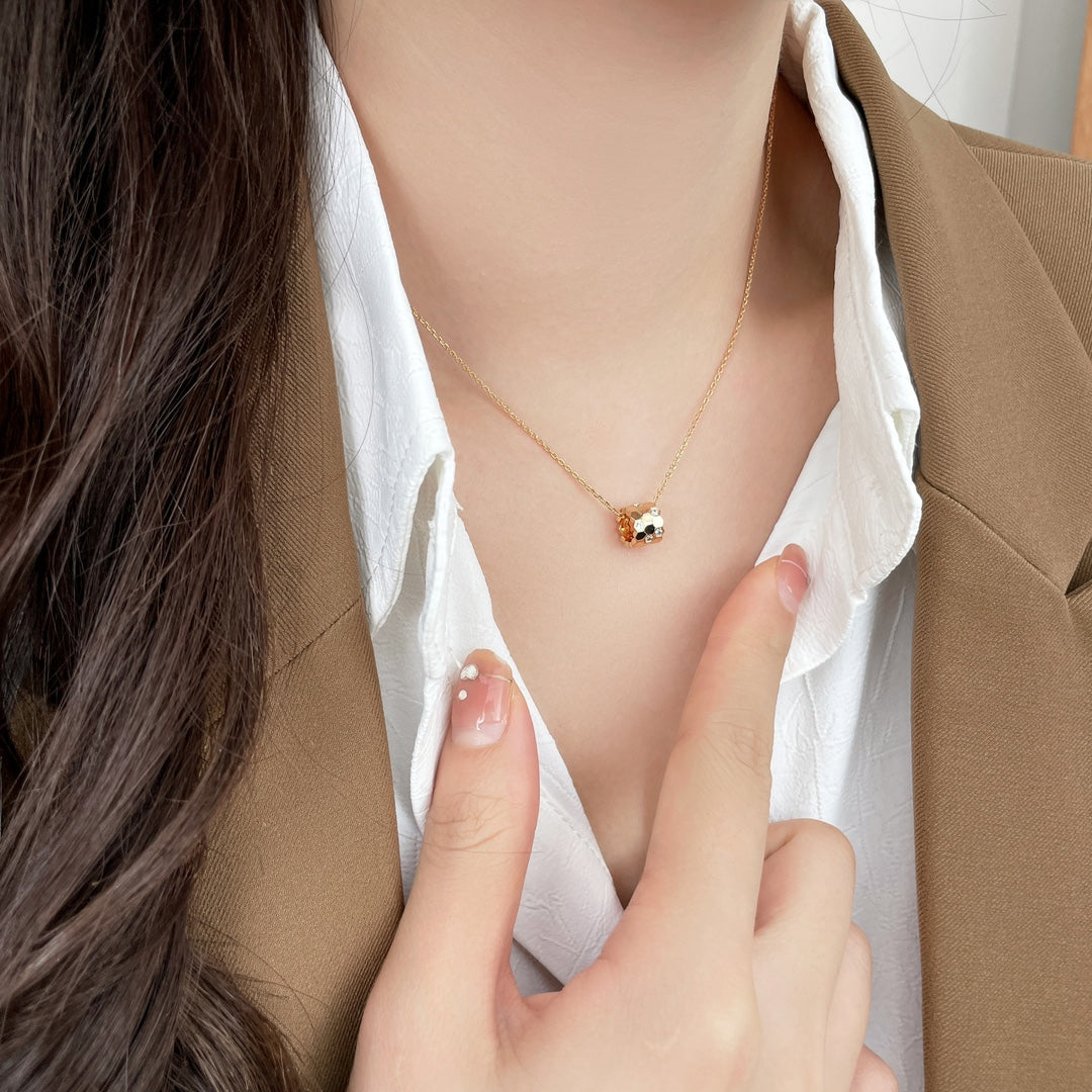 [⭐Mirelle]BEE MINI PEDANT DIAMOND NECKLACE