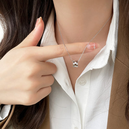 [⭐Mirelle]BEE MINI PEDANT DIAMOND NECKLACE